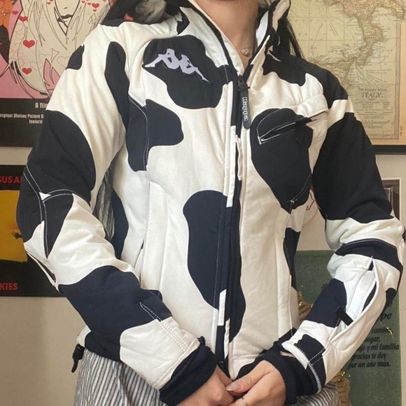 🏂 RARE Kappa Cow Print Snowboard Jacket - Bella Hadid’s owns this ! - Picture 1 of 4